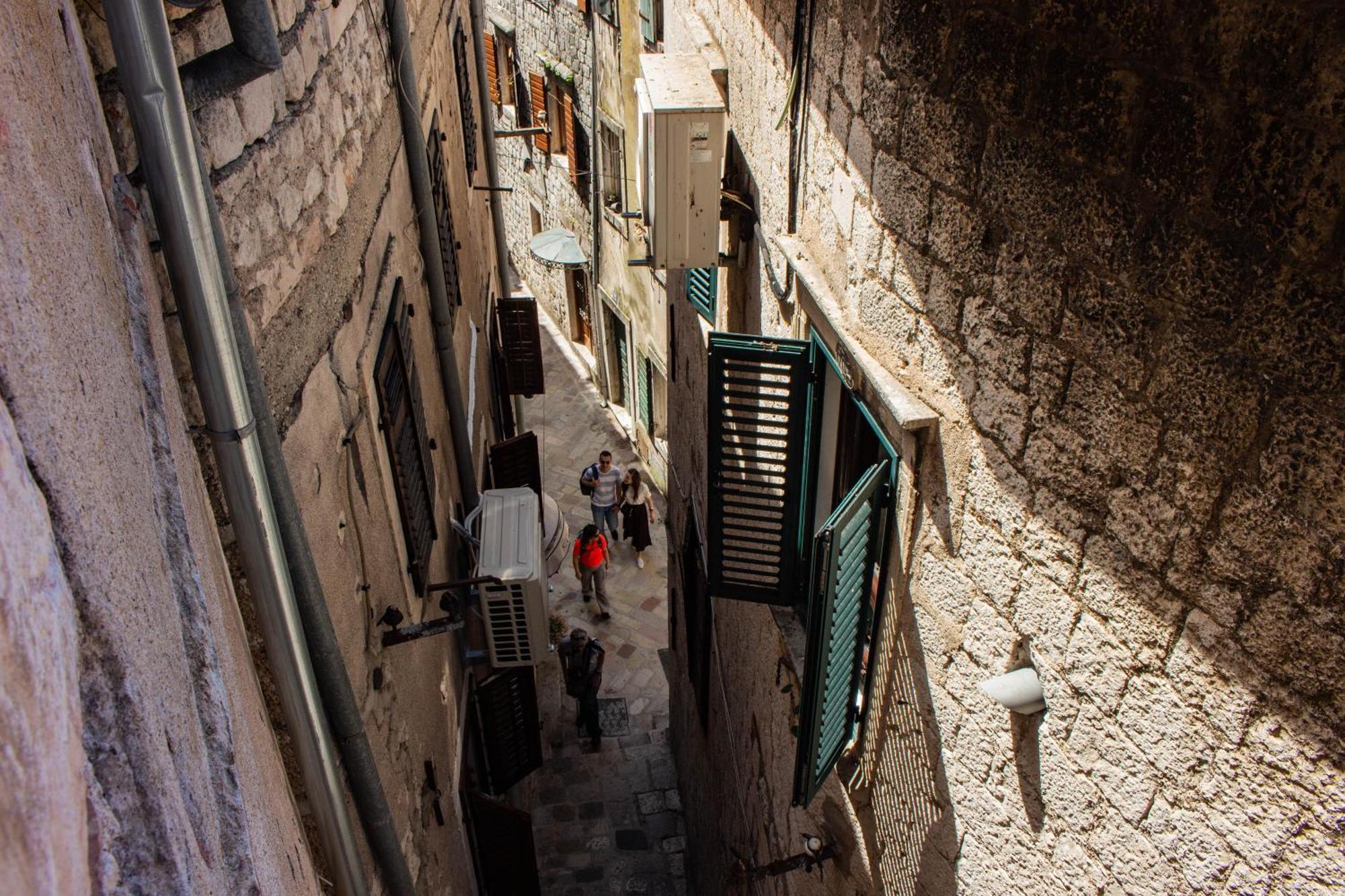 Guest House Sljuka Kotor Exterior photo