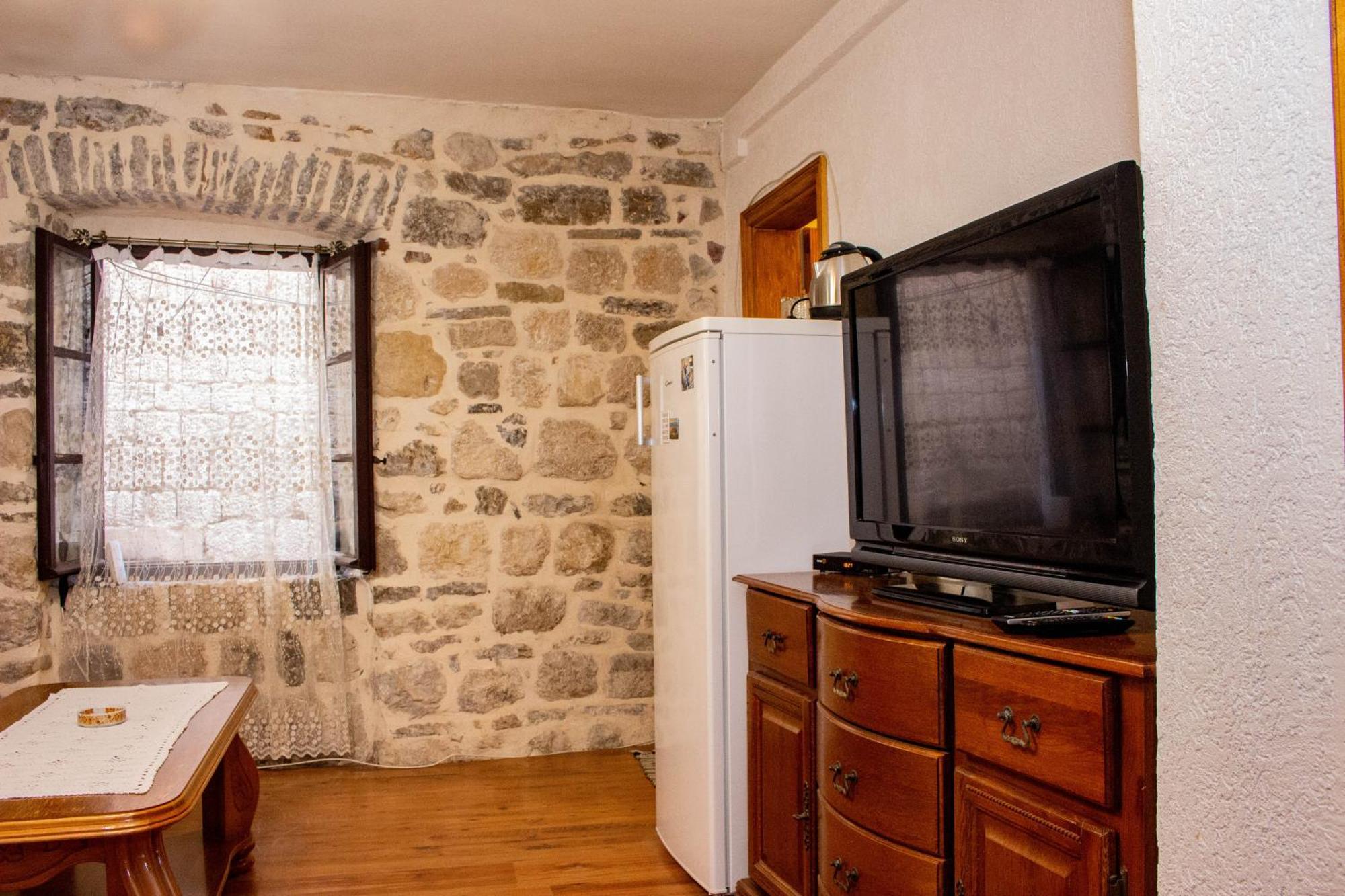 Guest House Sljuka Kotor Exterior photo